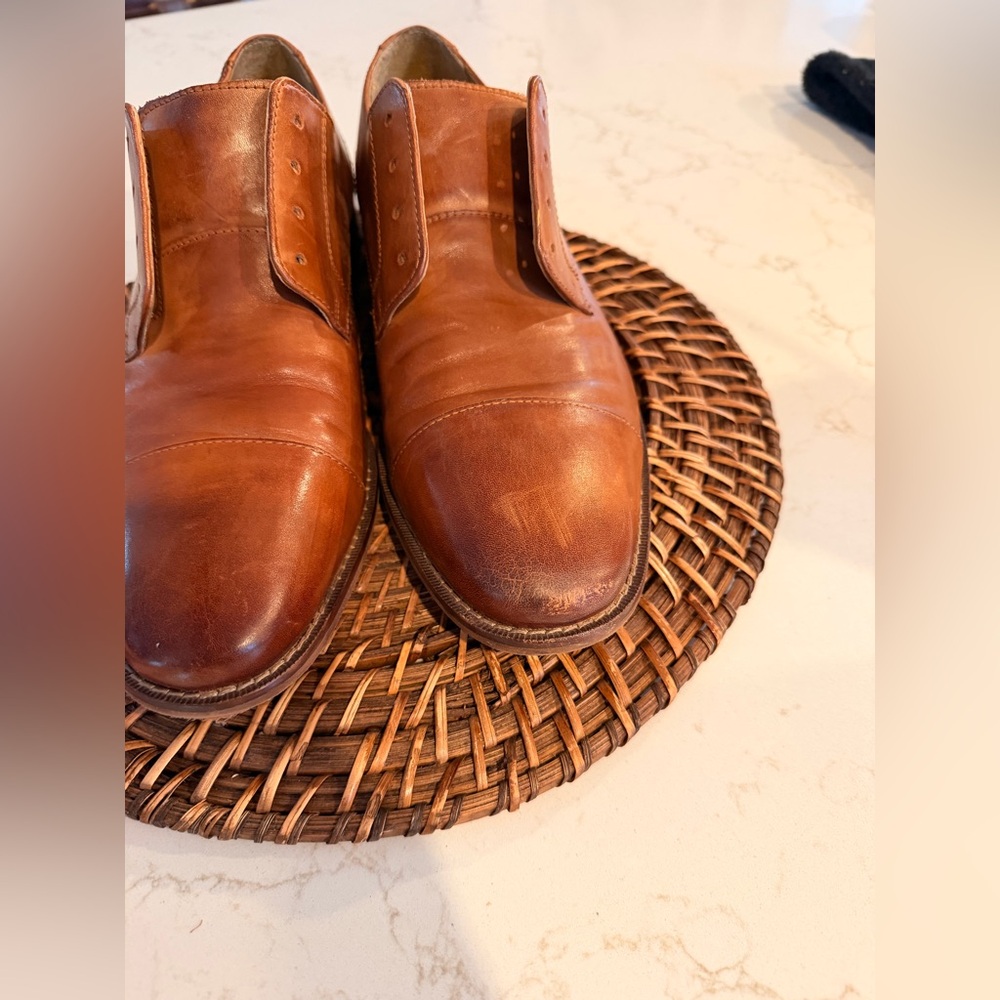 Florsheim Mens Leather shoes.